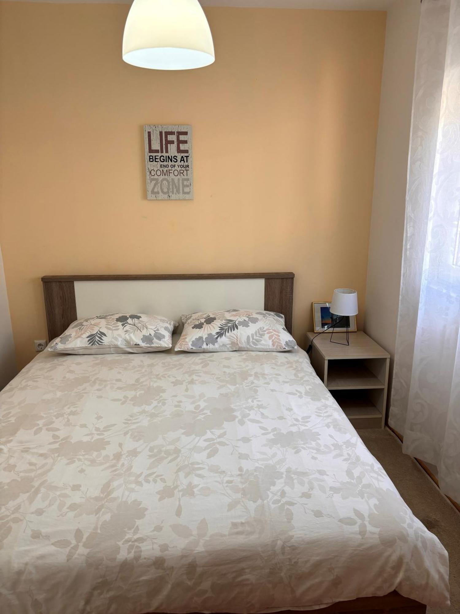 Apartmani Knezevic ポセダリェ エクステリア 写真